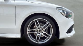 Mercedes-Benz CLA Shooting Brake 180 90 kW (122 CV)