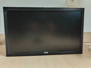 Televisión NPG y soporte pared