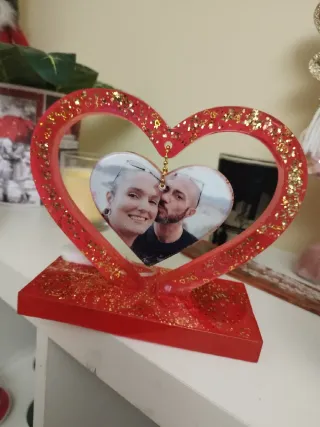 Figuras decorativas de resina con forma de corazón