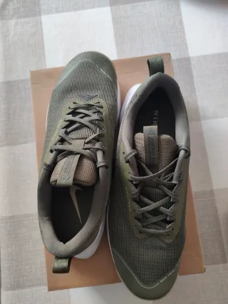 Zapatillas Nike Juniper Trail 3 Verde oliva