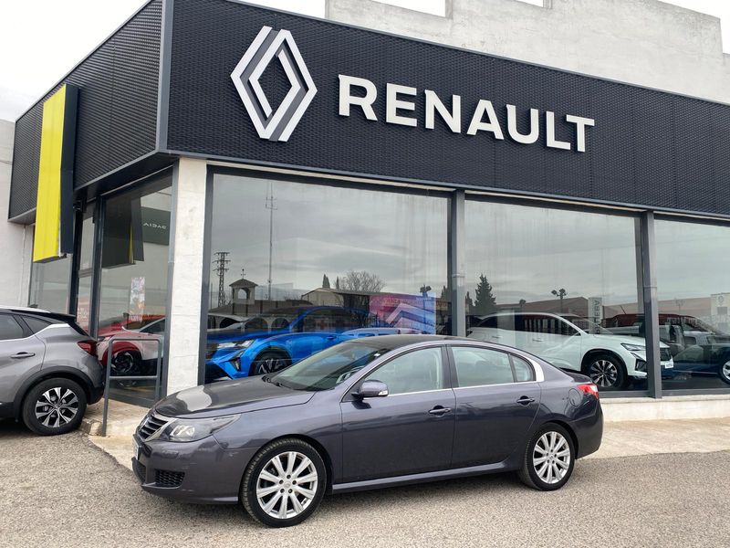 Renault Latitude 2011 - foto 1