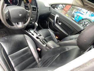 Renault Latitude 2011