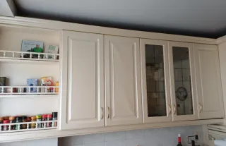 Muebles de cocina madera y cristal