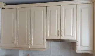 Muebles de cocina madera y cristal