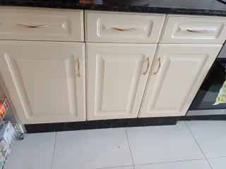 Muebles de cocina madera y cristal