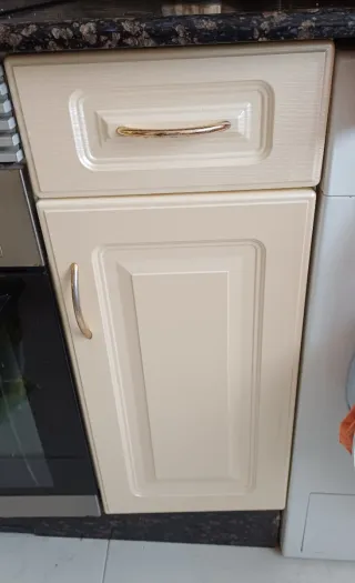 Muebles de cocina madera y cristal