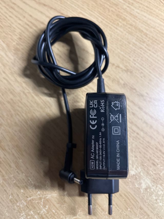 Adaptador de Corriente 45W AC