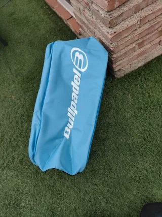 Paletero Bullpadel Azul