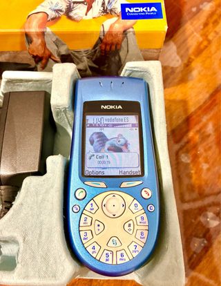 Nokia 3650 con Caja original + Libre