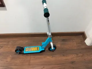 Patinete infantil azul