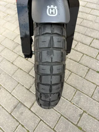 Husqvarna Svartpilen 125 ABS