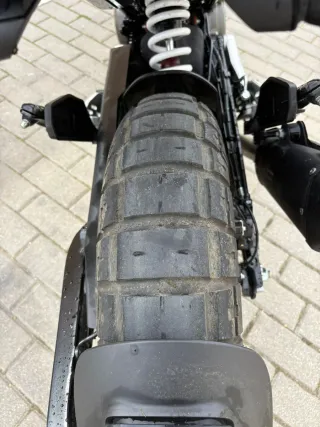 Husqvarna Svartpilen 125 ABS