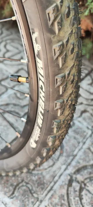 Bicicleta Rockrider 8.1