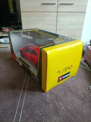 Bburago Lamborghini Aventador SV Coupé 1:24