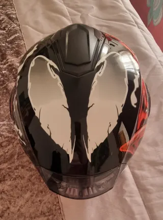 Casco de moto Venom