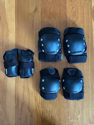 Patines en línea + protección + casco