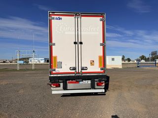 Renault T high480 + semirremolque multitemperatura