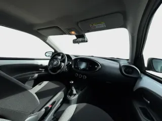 TOYOTA AYGO X DESDE 236€/MES ¡SIN PAGAR ENTRADA!