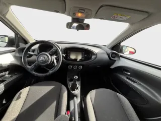 TOYOTA AYGO X DESDE 236€/MES ¡SIN PAGAR ENTRADA!