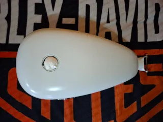 Serbatoio Harley-Davidson Bianco