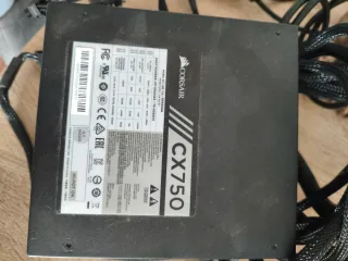 Corsair CX750W Bronce Fuente Alimentación