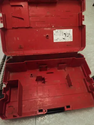 Caja Hilti TE 75 (Martillo Demoledor)