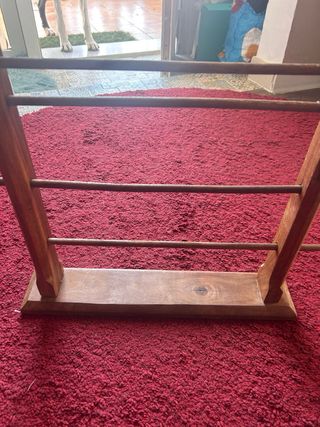 Estantería madera bisutería ideal para una tienda