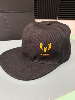 Gorra Snapback Logo Messi Negra
