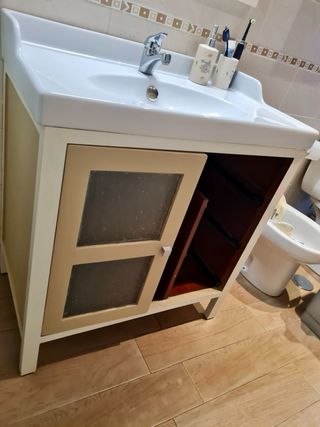 Mueble baño + armario + espejo