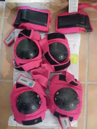 Casco infantil Skye Paw Patrol rosa, y proteccione