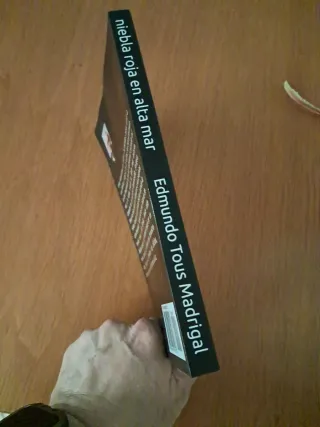 niebla roja en alta mar (Spanish Edition)