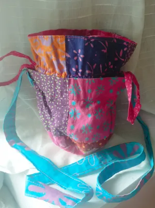 Bolsos de paseo juveniles.