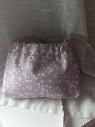 Bolsos de paseo juveniles.