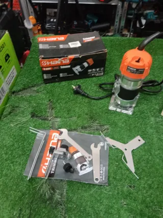 Fresatrice 450W + 12 Frese