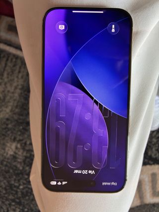 iPhone 17 Air Nuevo Dorado/Blanco