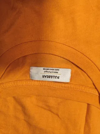 Camiseta Pull&Bear floral naranja