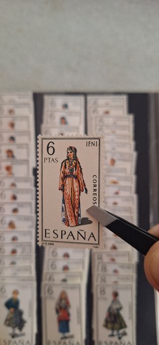 Sellos Trajes Regionales Serie Completa (52)