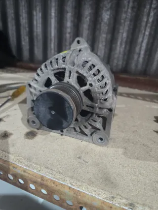 Alternador Valeo TG11C069 Renault 1.5dci