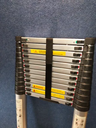 Escalera telescópica VEVOR aluminio 5m 170kg