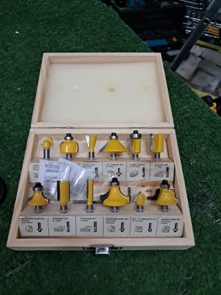 2 Fresatrici + set frese