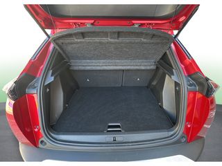 Peugeot 2008 PureTech 130 S&S Allure Pack EAT8 96 kW (130 CV)