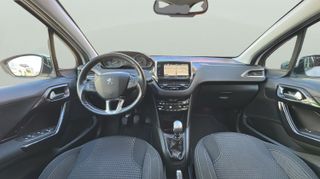 Peugeot 208 PureTech 110 S&S Tech Edition 81 kW (110 CV)