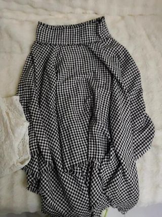 Conjunto falda elegante blanco y negro