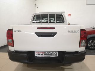 Toyota Hilux 2021