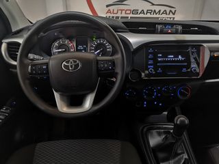 Toyota Hilux 2021