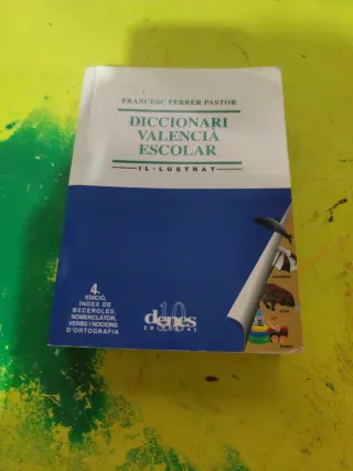 Diccionari escolar senzill valencià-castellà il...