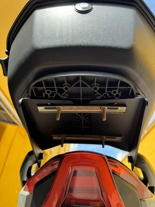 Baúl Honda Forza Gris Perlado + Soporte Shad 33L