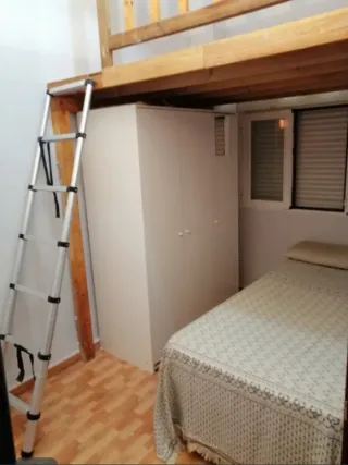 Alquiler de habitación más sala grande