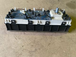 Quadrante/Velocímetro/ Conta Kilometros Renault 21