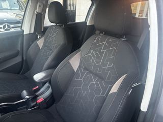 SUV 4X2 Peugeot 2008 1.6 HDI